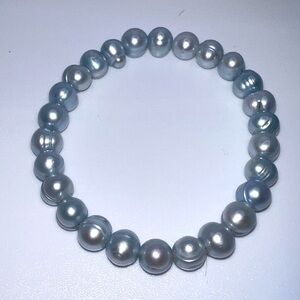 Elegant Gray Freshwater Pearl Stretch Bracelet‎